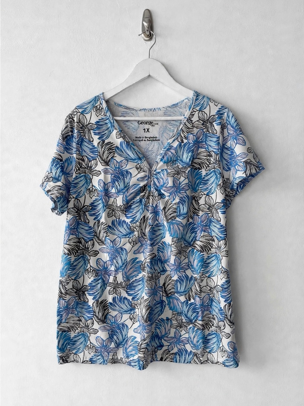George Plus Top Floral Tropical Twist Front Blue White Size 1X